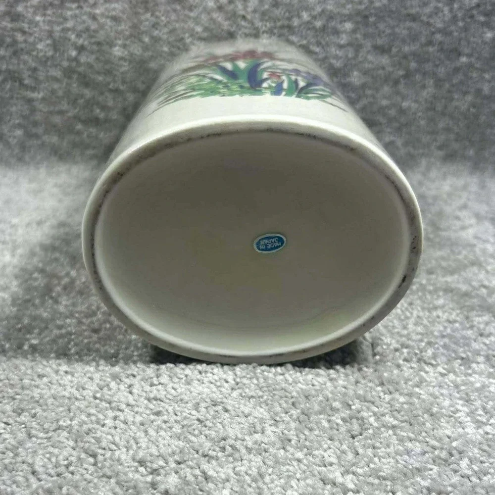 Floral Iris Vase Cream‎ Purple Ceramic Made in Japan Home Decor